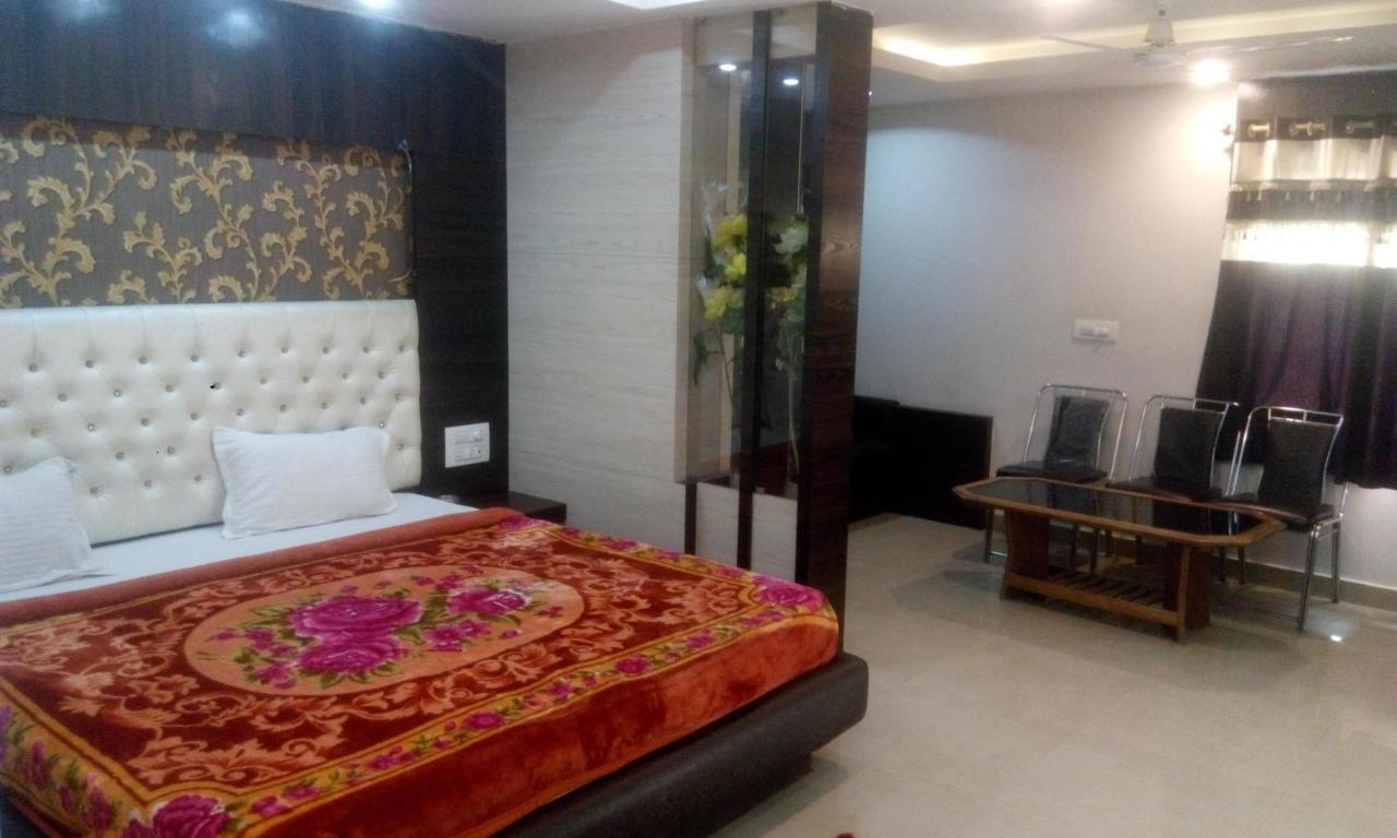 Hotel Priya Palace Ranchi Eksteriør billede