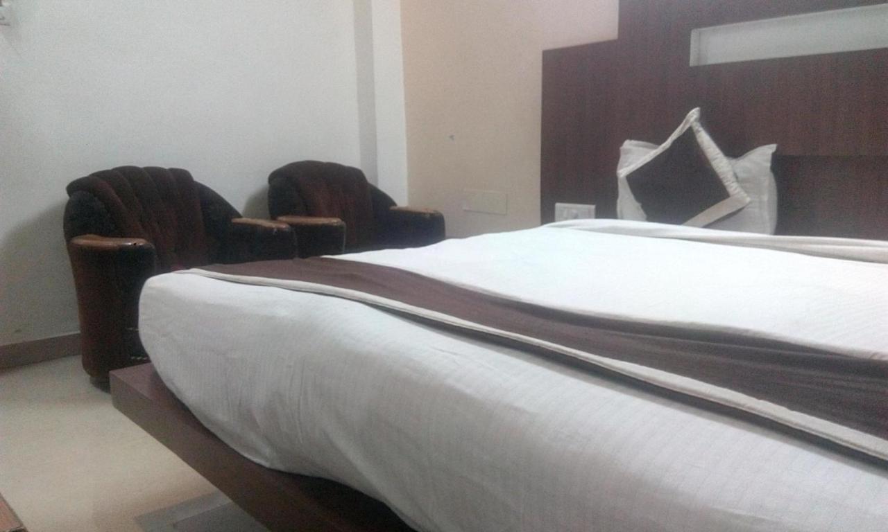 Hotel Priya Palace Ranchi Eksteriør billede